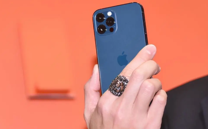 资中苹果手机维修分享iPhone12系列重启方法教程 
